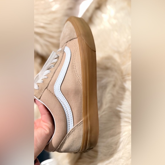 Vans Old Skool (Sesame/Gum). Gentle use Mens Size: 8.0 women’s. 9.5 - Picture 5 of 11
